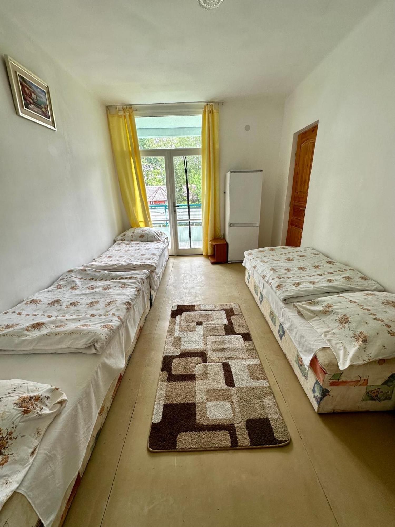 Lelle Beach Club Balatonlelle Bagian luar foto